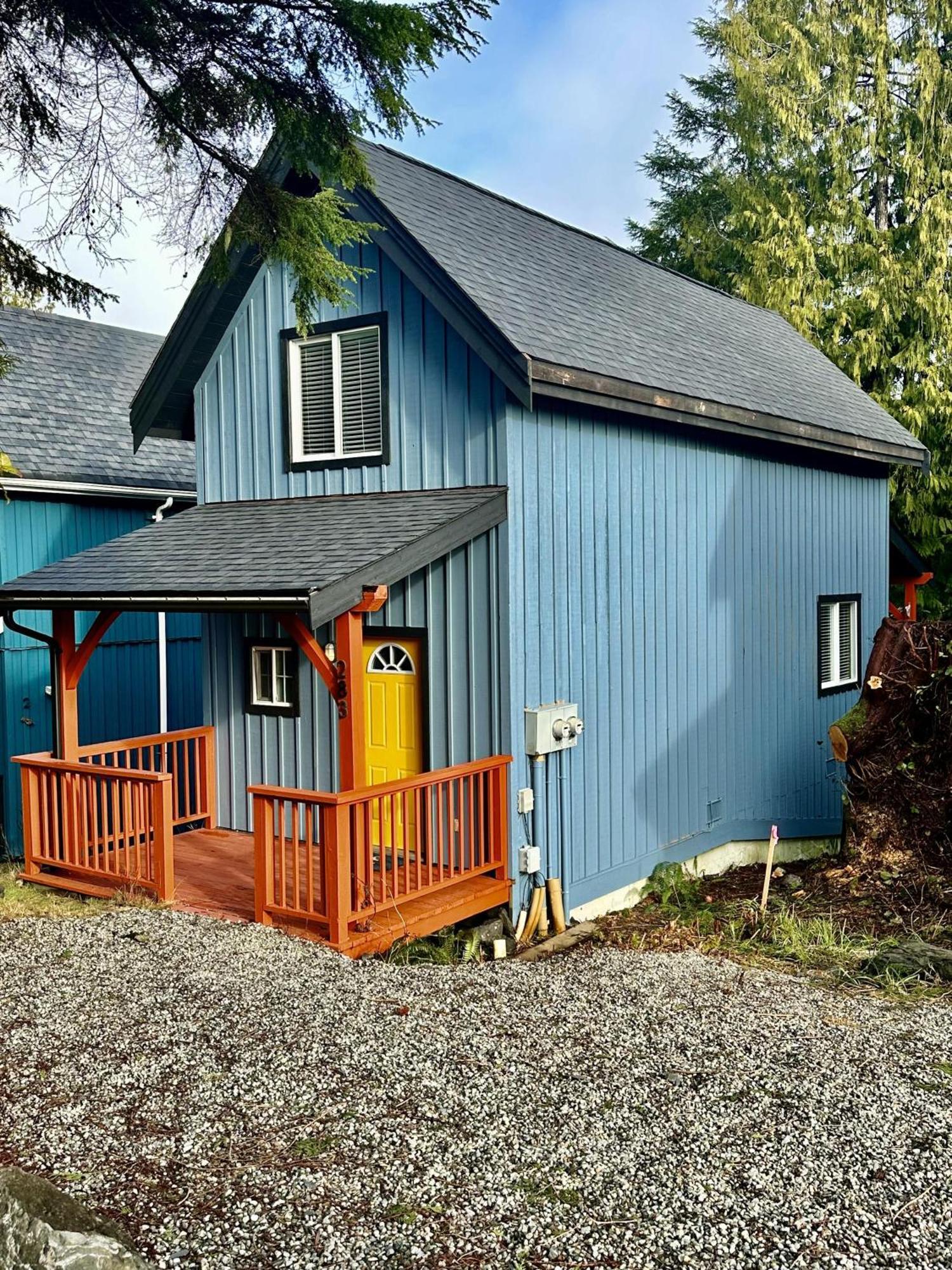 Waterfront Timber Frame Cottage! Юклулет Экстерьер фото